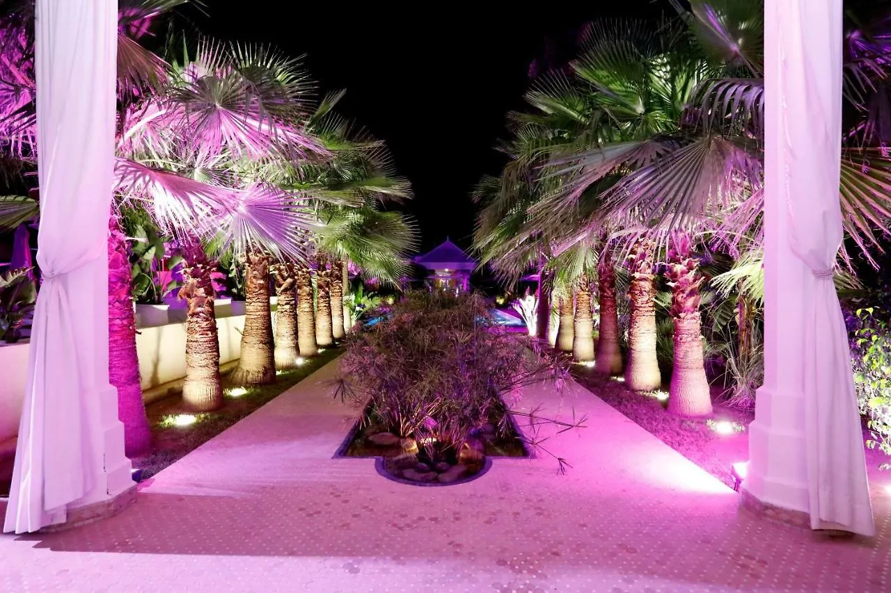 La Maison Blanche Marrakesh Bed & Breakfast